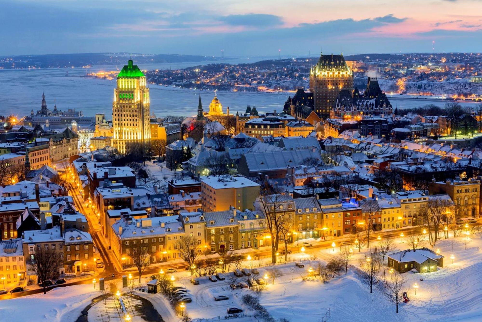5 People, Big, Free Parkings, Near Old Quebec, Near River Exterior photo